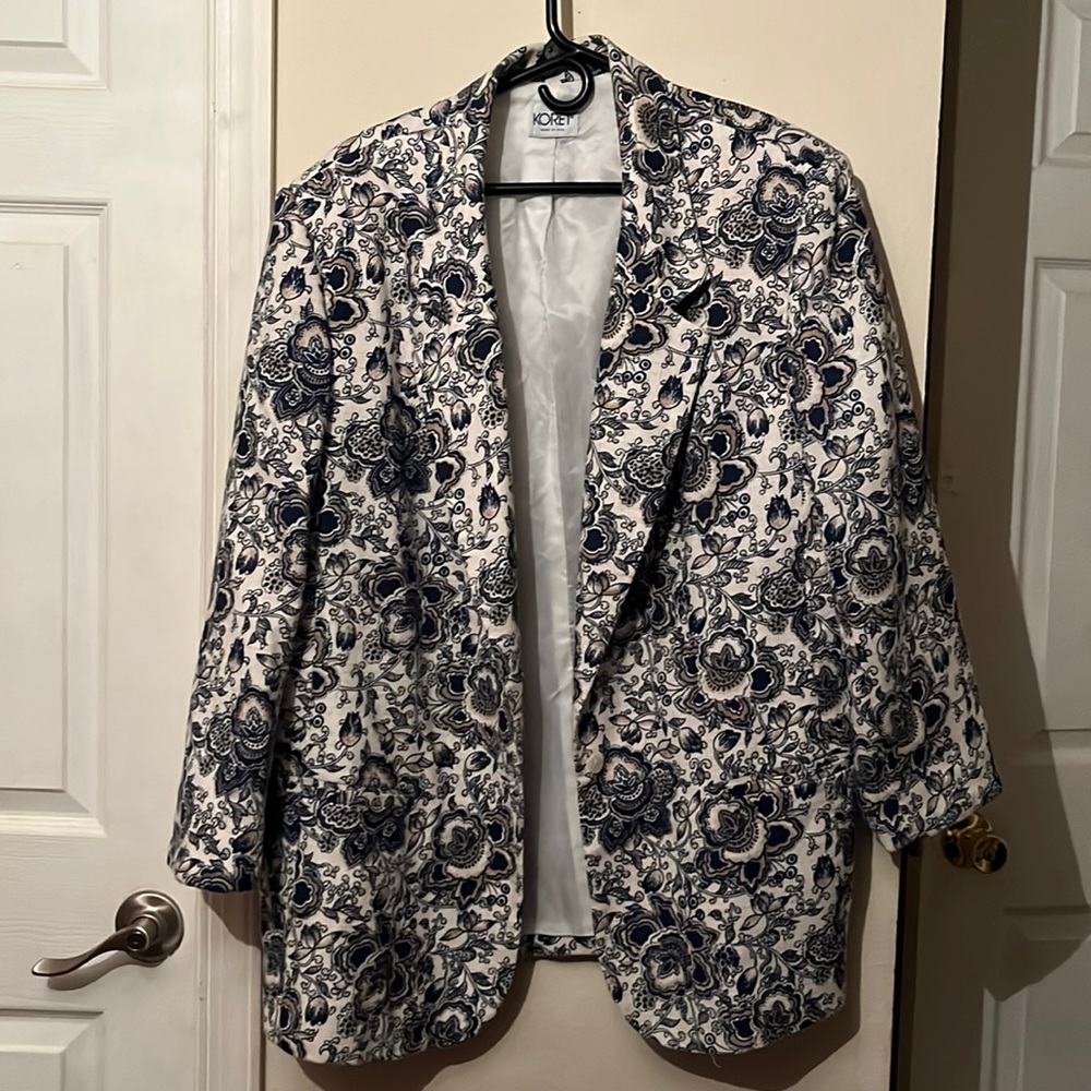 XL jacket